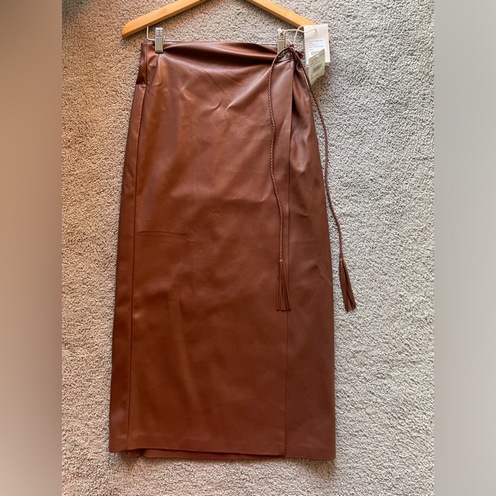 NWT Mother|| 
The It's-A-Wrap-Midi Skirt in Friar Brown, Faux Leather Medium - Picture 7 of 10
